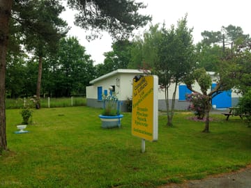 Entrance sign