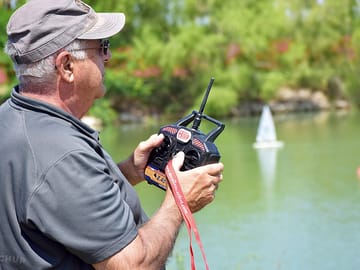 Rc sailboat races