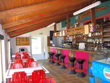 Bar and restaurant