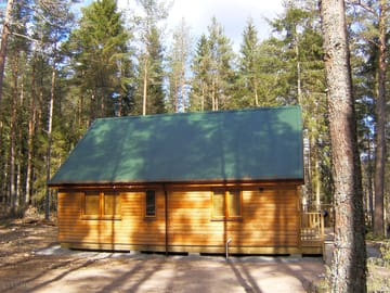 Capercaillie cabin