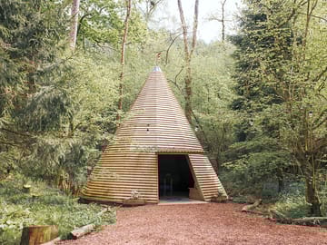 Communal tepee, a short 2 min walk from camping area, with electric and lighting