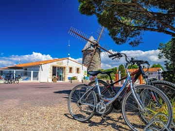 Bike hire available