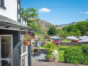 Woolpack inn beer garden