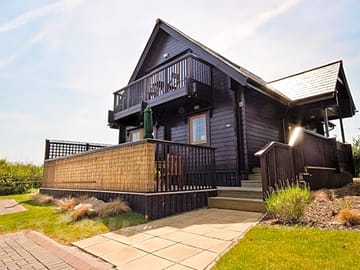Tregea vip deluxe lodge