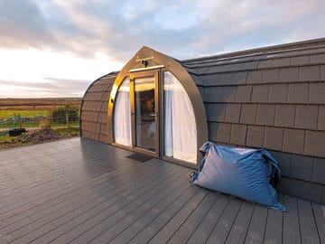 Side-entry pod provides more space