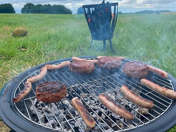 Bbq included