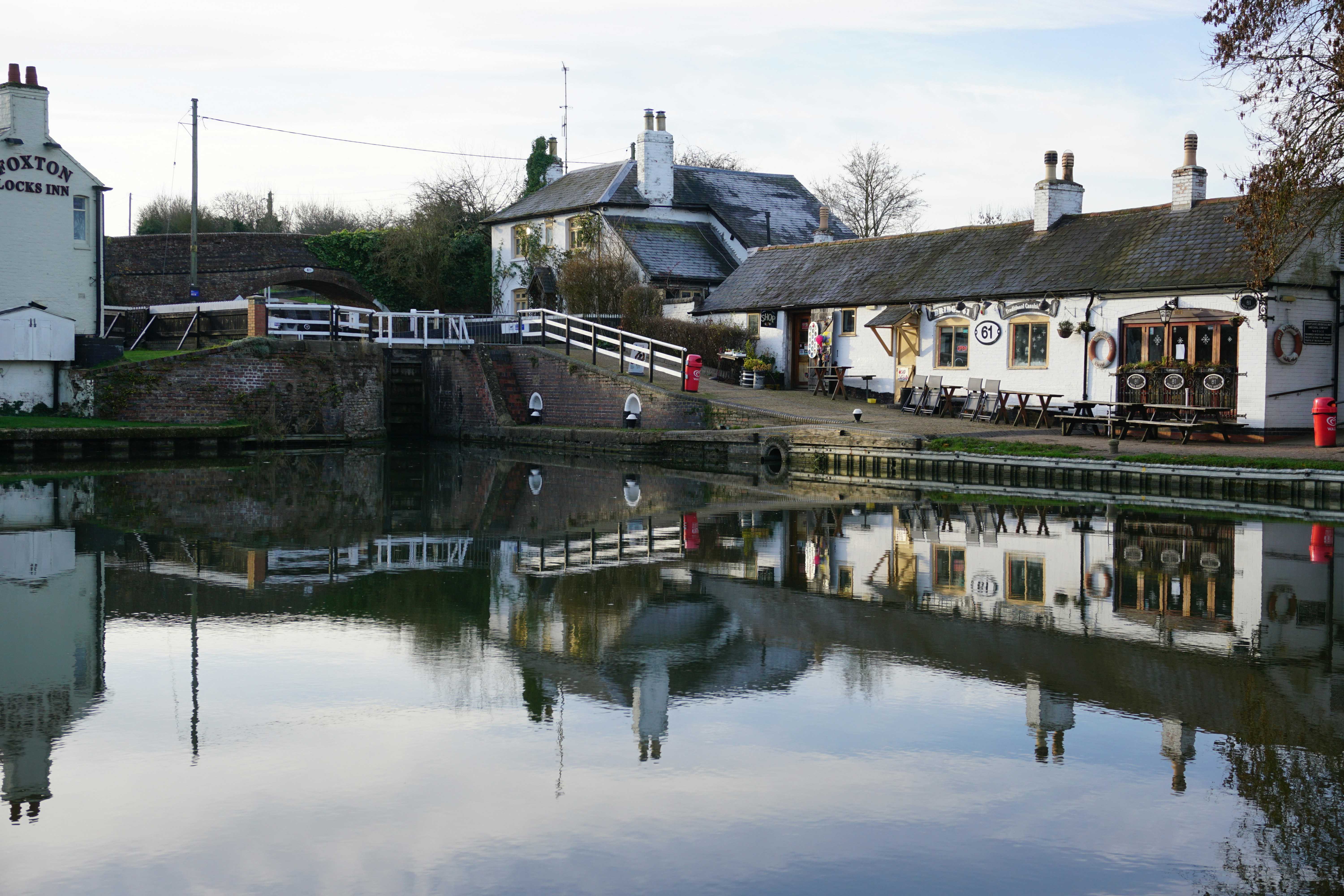 Foxton Locks (Archie McDougall/Unsplash)