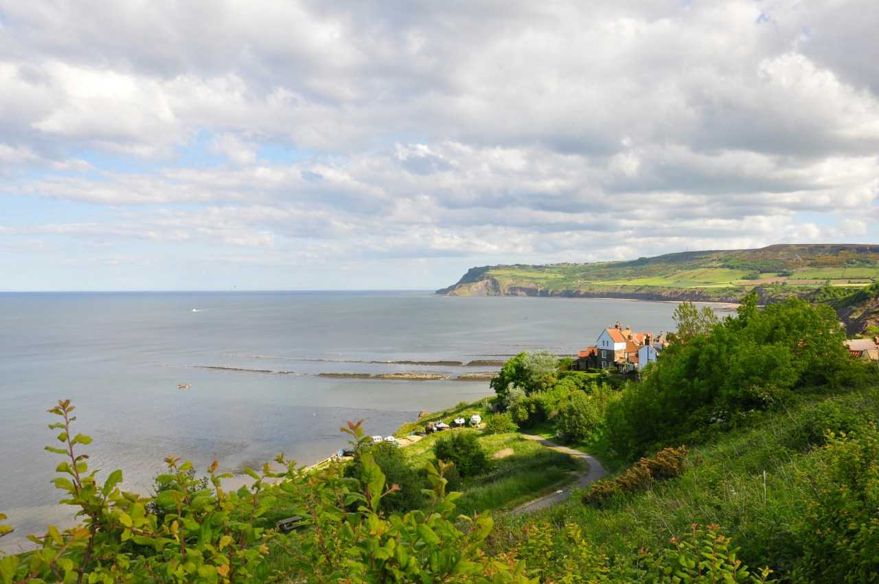 Robin Hood’s Bay (Andy Carne/Unsplash)