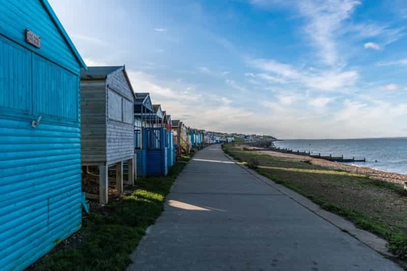 Colourful beach huts at Tankerton (Arthur Knoepflin on Unsplash)