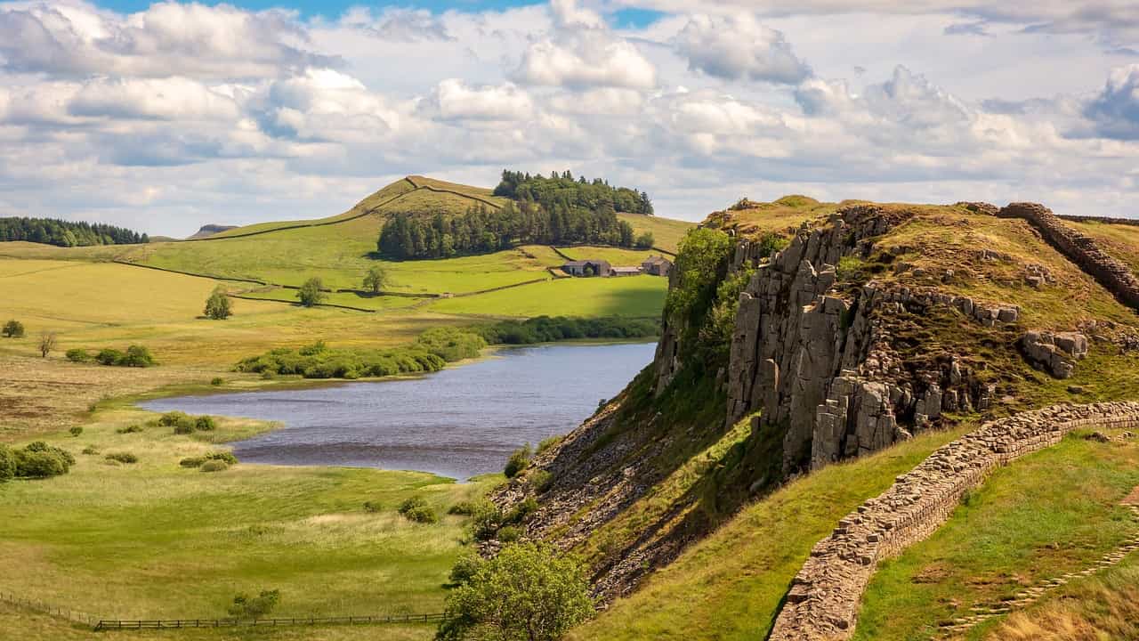 Explore the peaceful and remote landscapes of Northumberland National Park (Ian Procter/Pixabay)